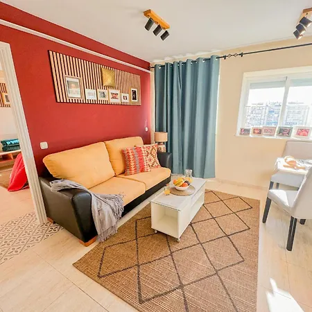 Lovely Close To Center And Apartment *